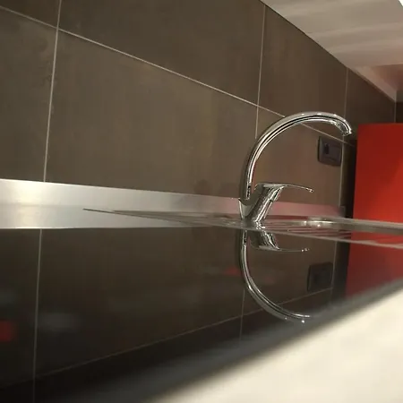 דירה San Gennaro Sanita, In נאפולי