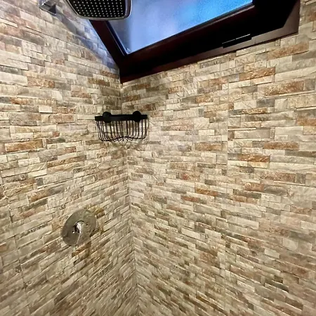 San Gennaro Sanita, In *