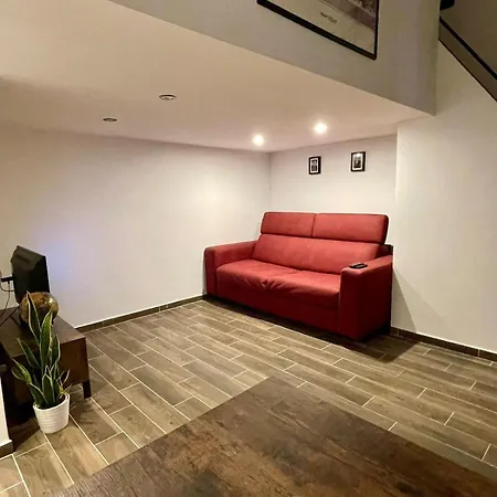 דירה San Gennaro Sanita, In נאפולי