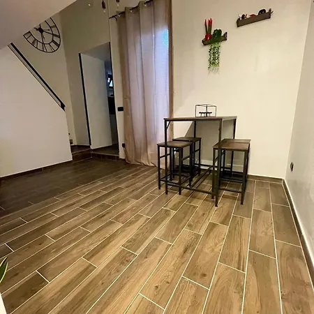 San Gennaro Sanita, In *